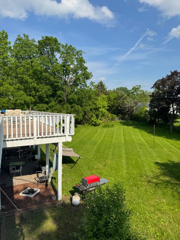 Building Photo - 137 Honness Ln