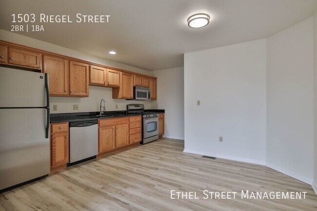 Building Photo - 1503 Riegel St