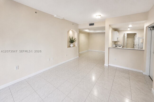 Building Photo - 6630 NW 114th Ave