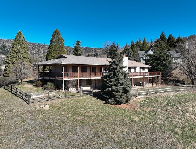 Building Photo - Bear Valley 3+4 with over 4 acres!