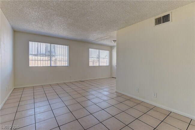 Building Photo - 3639 Kolendo Ct