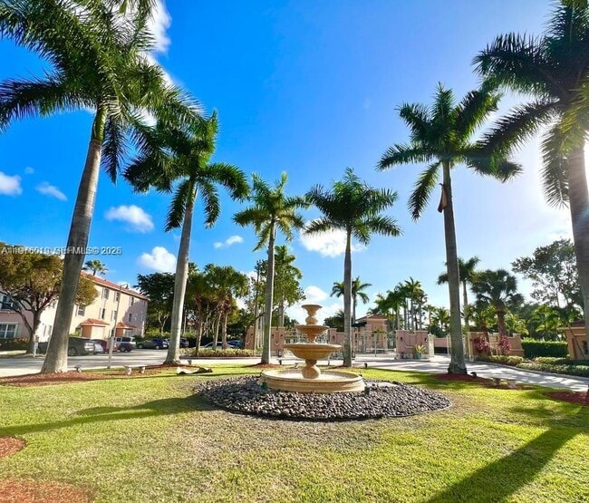 Building Photo - 6560 NW 114th Ave