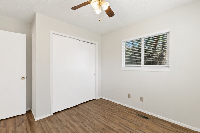 Building Photo - 7105 Omaha Blvd