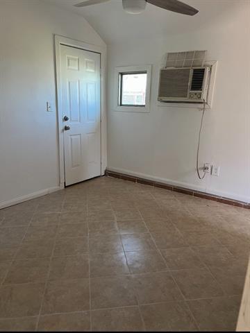 Building Photo - 1614 N Woods St