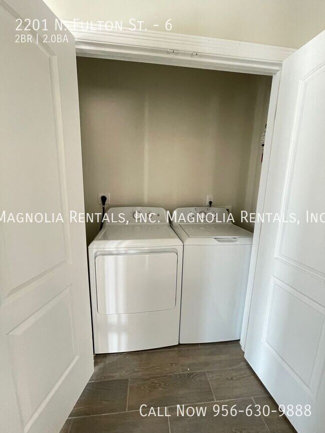 Building Photo - 2201 N Fulton St