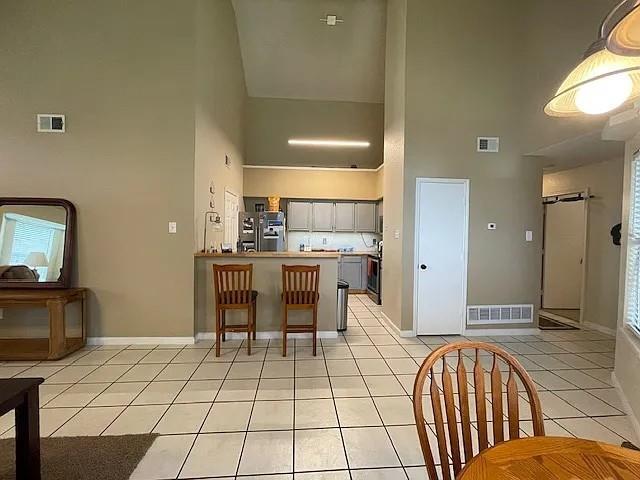 Building Photo - 2062 Bronco Ln