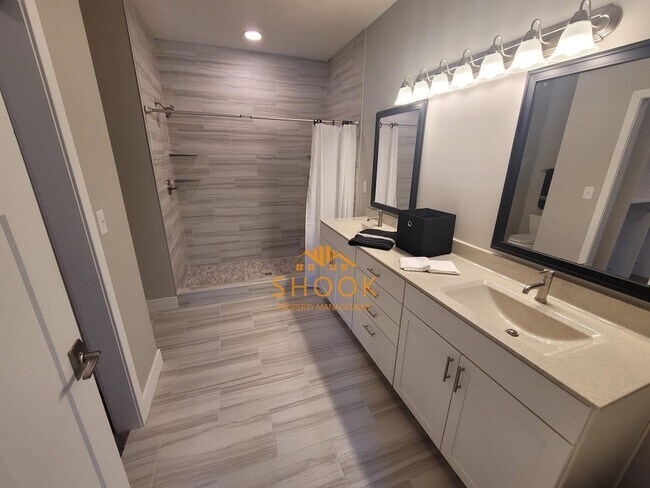 Building Photo - Brownstone Condominiums