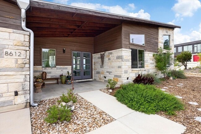 Building Photo - 8612 Buffalo Trail
