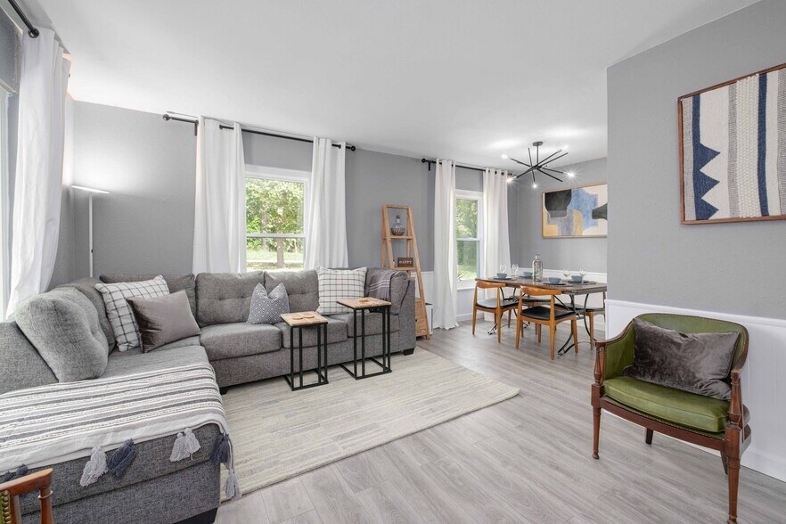 Building Photo - 1911 Miles Ave