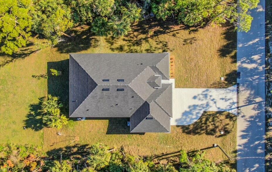 Building Photo - 2732 Mather Ln