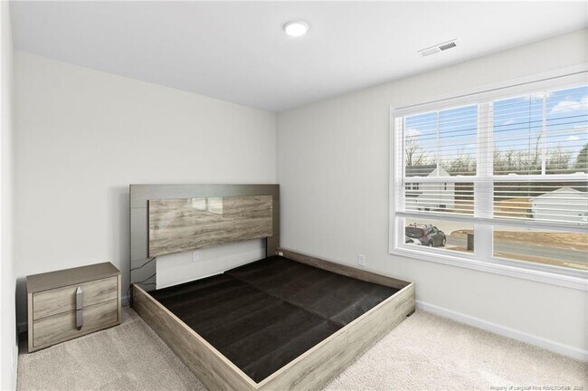 Building Photo - 4993 Blue Springs Rd