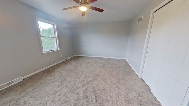 Building Photo - 212 Ark Dr