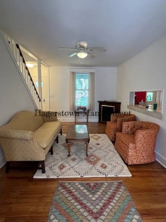 Building Photo - Beautiful Home in Blue Ridge Summit