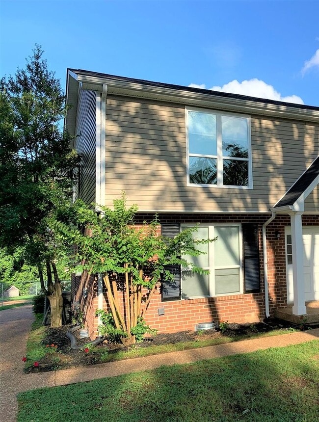 Building Photo - 137 Colemont Dr