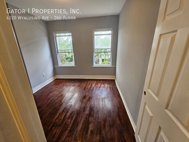 Building Photo - 4320 Wyalusing Ave