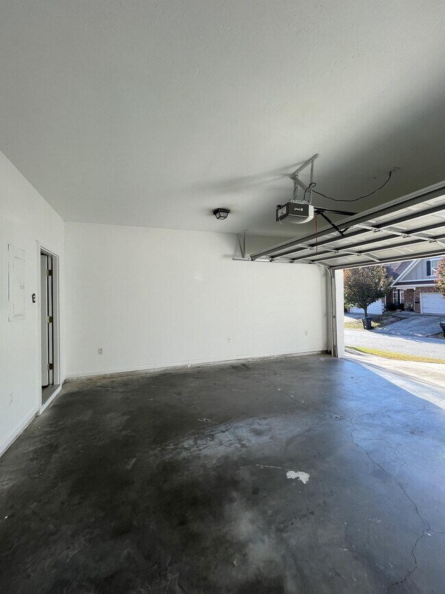 Building Photo - 4306 E Barcelona Way