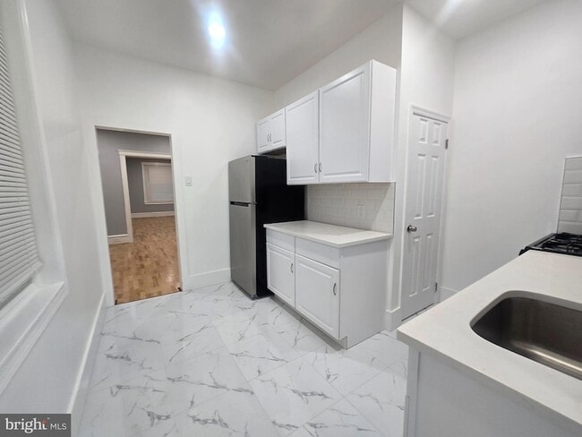 Building Photo - 2826 N 27th St