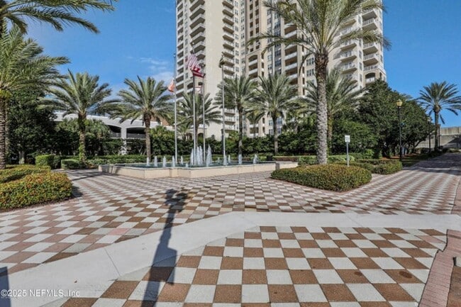 Building Photo - St Johns River Views!