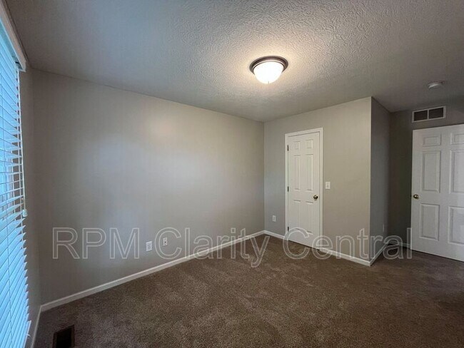 Building Photo - 6653 Scioto Pkwy