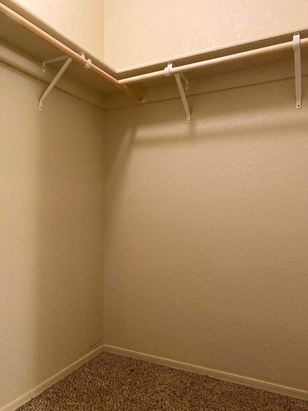 Building Photo - 7335 E 39th Pl