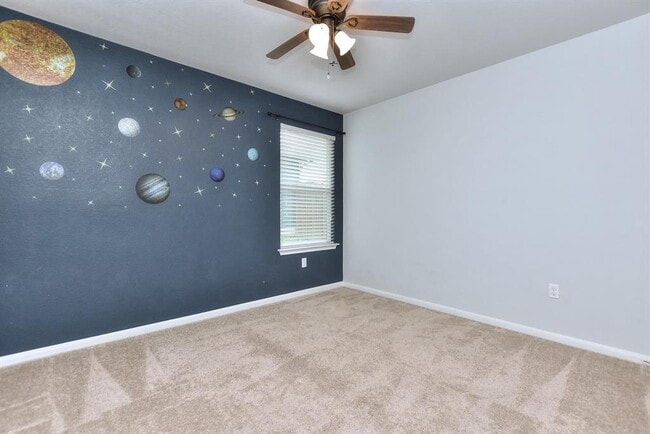 Building Photo - 132 Denton Dr
