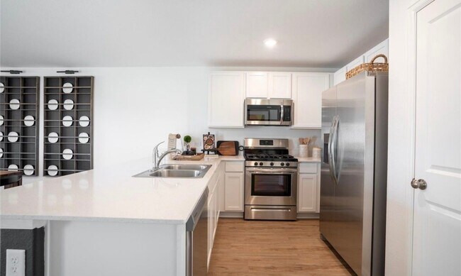 Building Photo - 14872 N Ascot Bnd Cir