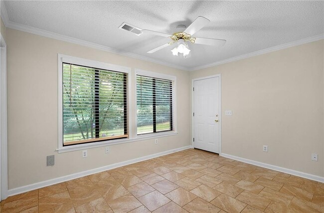 Building Photo - 509 Mt Vernon Dr