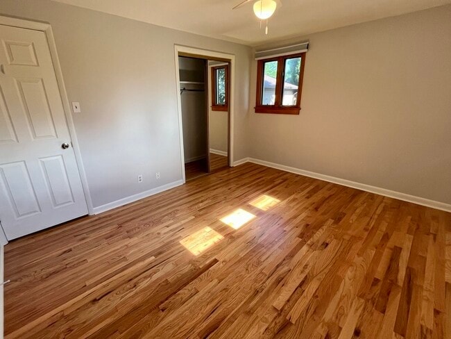 Building Photo - 3375 Fenton St