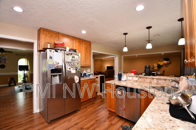 Building Photo - 3410 Plum Brook Ln