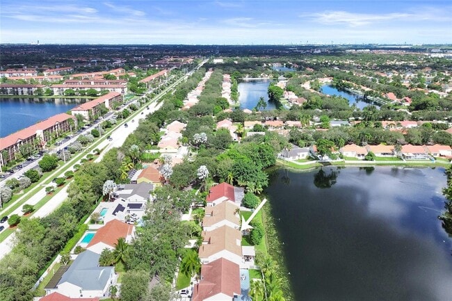 Building Photo - 13430 SW 17th Ct