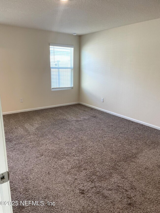 Building Photo - 272 Jarama Cir