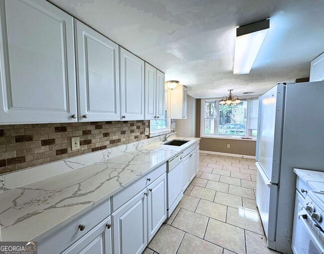 Building Photo - 1117 Booth Ct SW