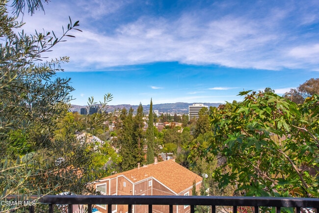 Building Photo - 5076 Escobedo Dr