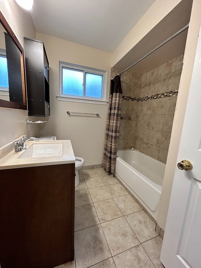 Building Photo - 28050 Curtis Rd