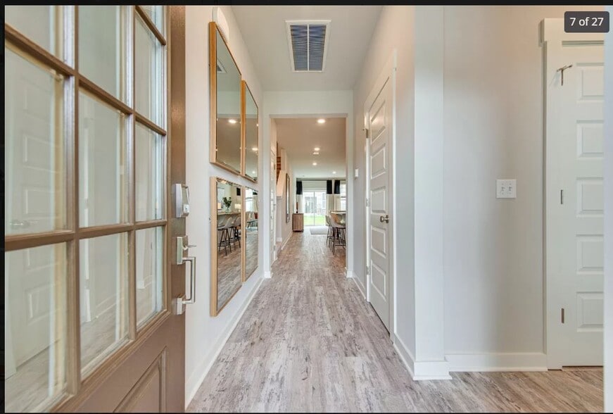 Building Photo - 758 Mickelson Wy