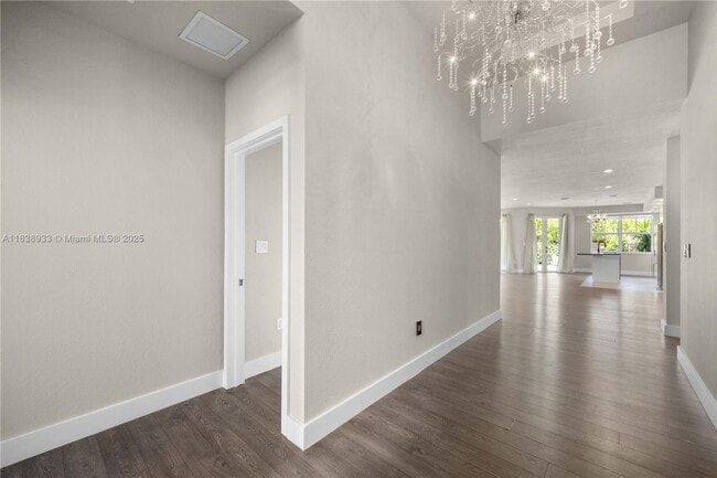 Building Photo - 8555 NW 111th Ct