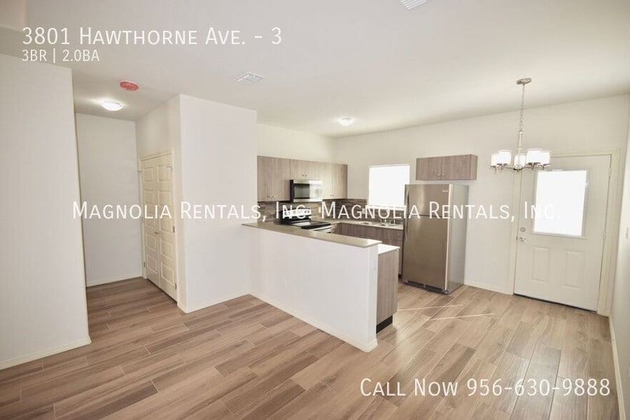 Building Photo - 3801 Hawthorne Ave