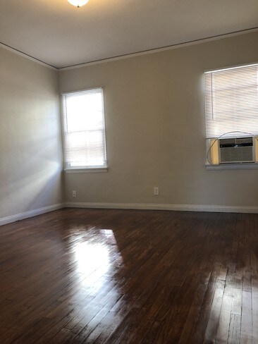 Building Photo - 11471 Cumpston St