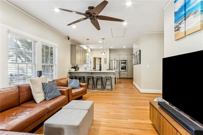 Building Photo - 901 Adair Ave NE