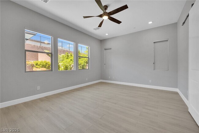 Building Photo - 265 Agnew St