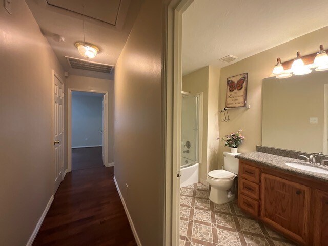 Building Photo - 17110 Fairway Glen Ct