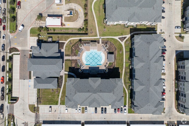 Overview of Lakecrest - Lakecrest
