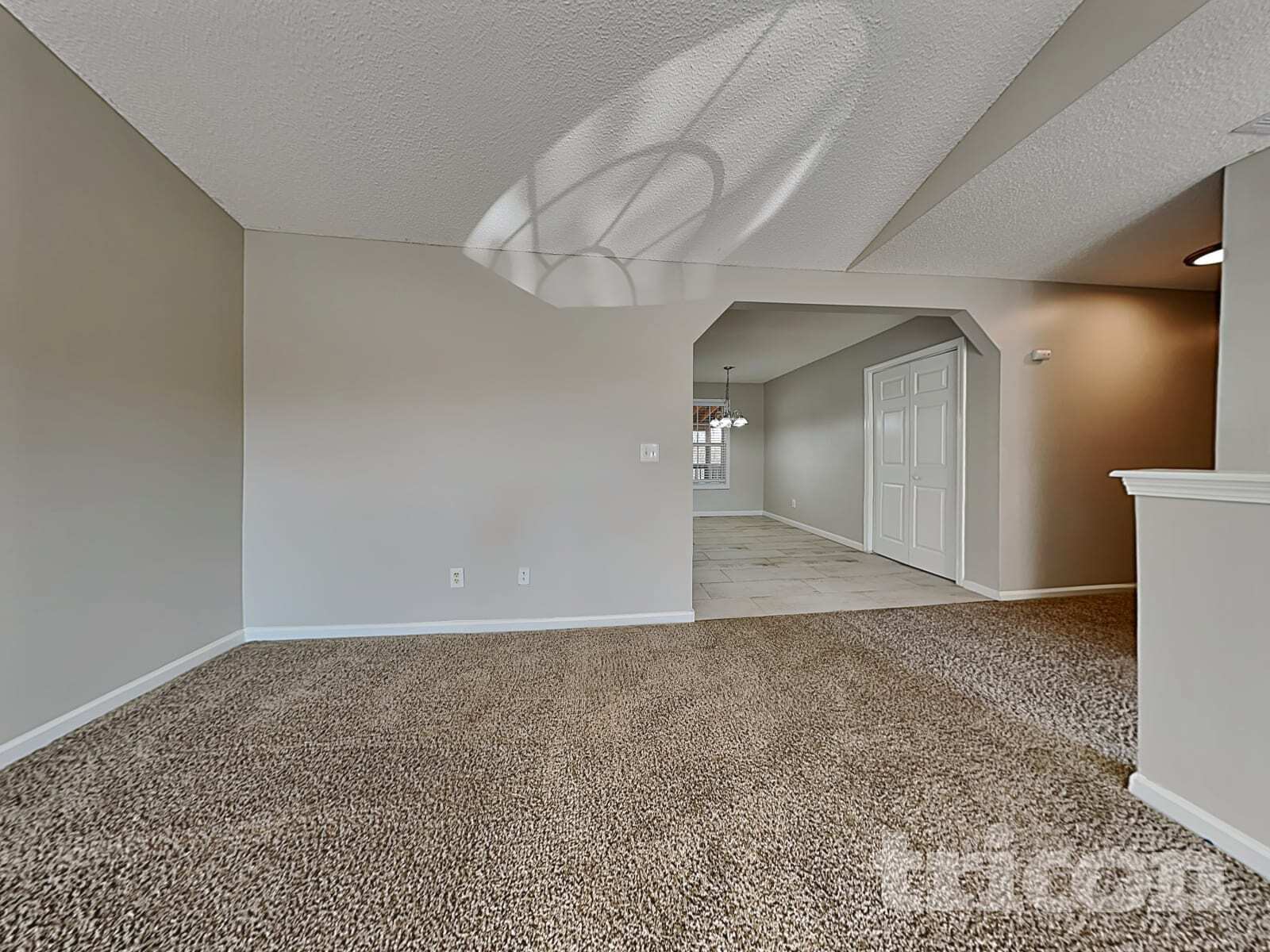 Building Photo - 63 Cliff View Dr