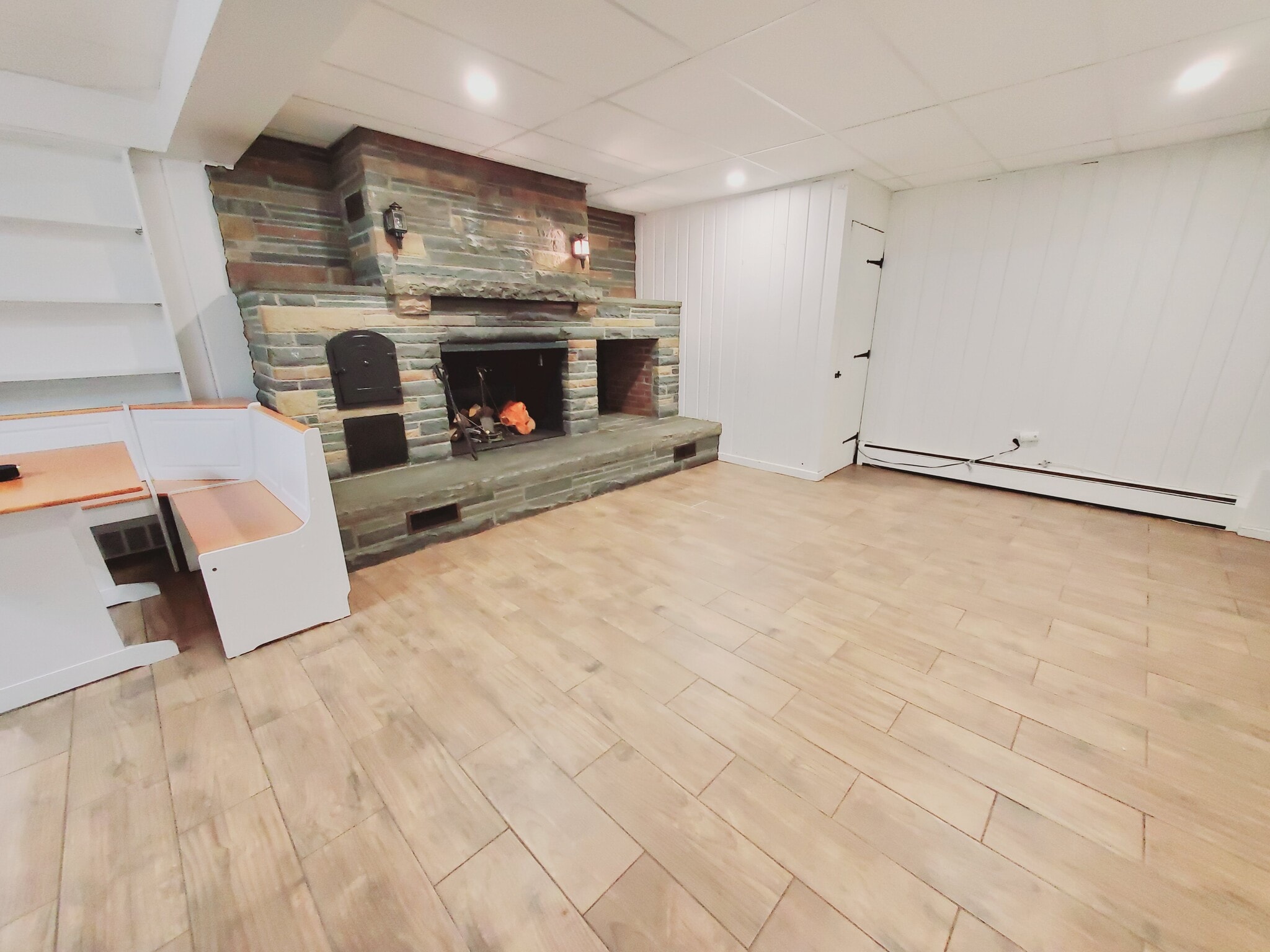 Building Photo - 47 Whitmore Ln