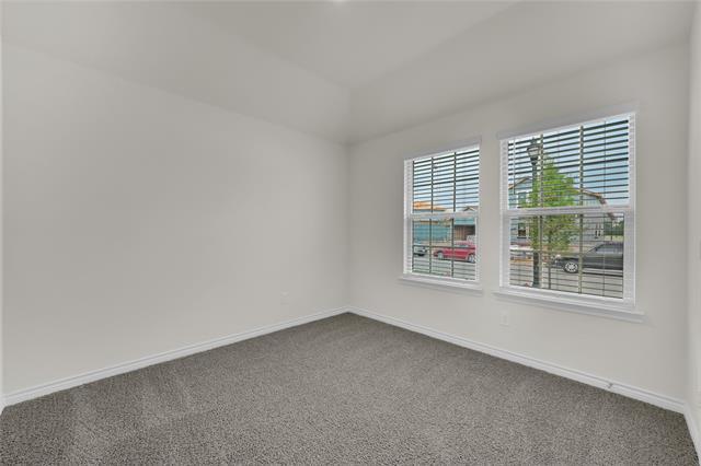 Building Photo - 2044 Hearn Dr