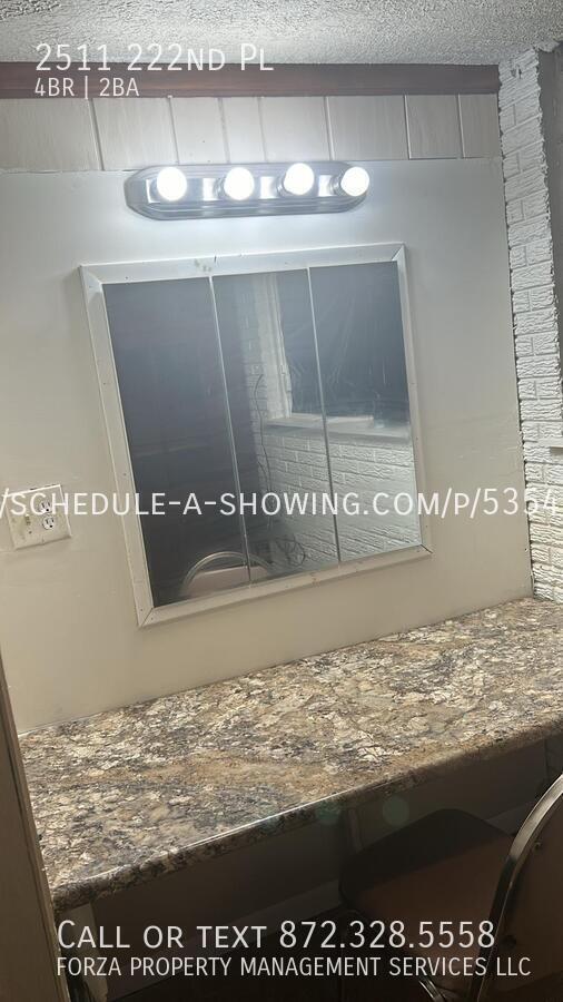 Building Photo - 2511 222nd Pl