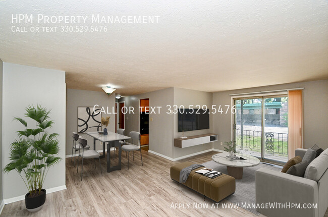 Building Photo - 842 S Green Rd