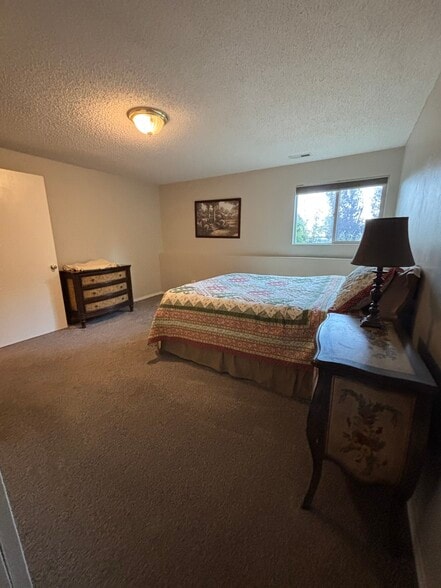 Building Photo - 3425 Birnamwood Dr