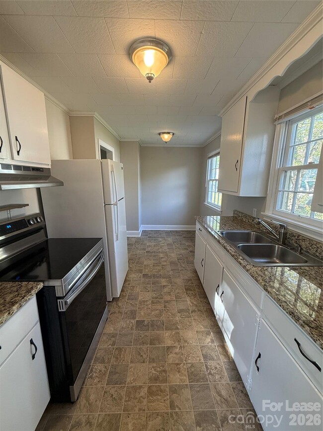 Building Photo - 509 Rhyne St