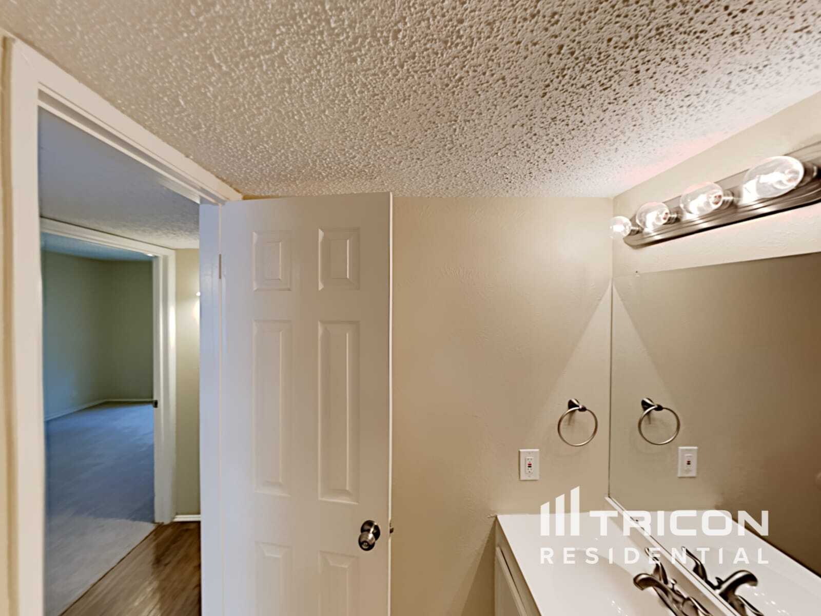 Building Photo - 1610 Pilot Way